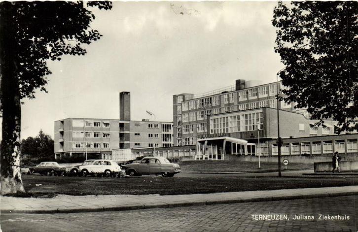 Terneuzen, Juliana Ziekenhuis - auto - gelopen, Verzamelen, Ansichtkaarten | Nederland, Ongelopen, Zeeland, Voor 1920, Ophalen of Verzenden
