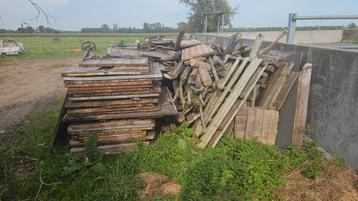 Kachel hout Azobe beschikbaar voor biedingen