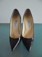 GRATIS VERZENDEN | JIMMY CHOO zwart lak hakken 38, Kleding | Dames, Schoenen, Verzenden, Zwart, Zo goed als nieuw, Schoenen met hoge hakken