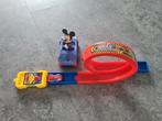 Speelgoed 2 stuks een is mickey mouse auto, Ophalen of Verzenden, Elektrisch, Overige merken