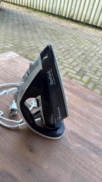 Tefal strijkijzer beschikbaar voor biedingen
