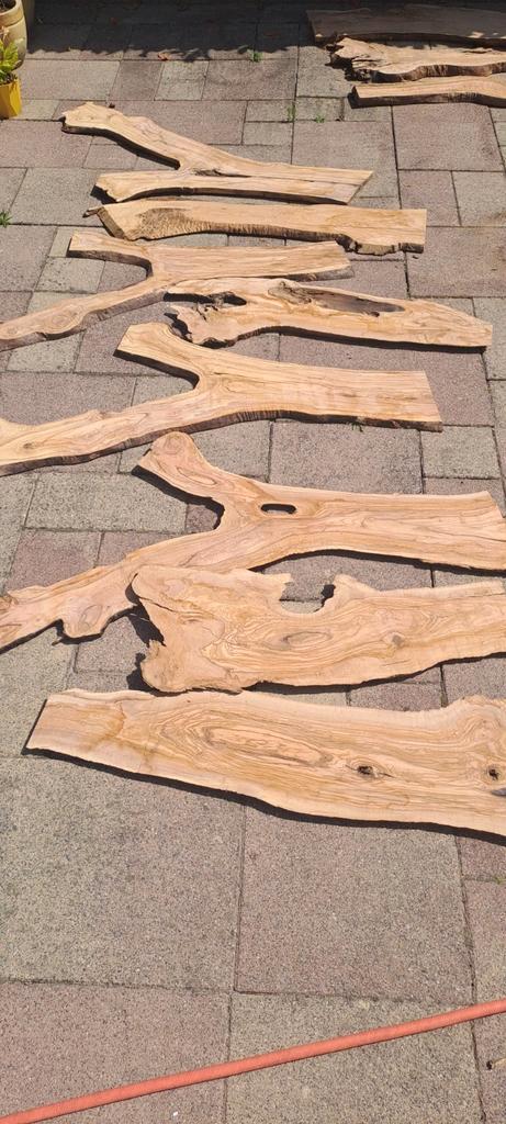 Epoxy massieve olijfhouten planken 6 jaar gedroogd partij, Doe-het-zelf en Verbouw, Hout en Planken, Zo goed als nieuw, Plank