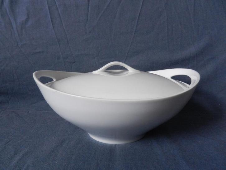 Porseleinen terrine Eschenbach model Larissa ontw. A Copier, Antiek en Kunst, Antiek | Keramiek en Aardewerk, Ophalen of Verzenden