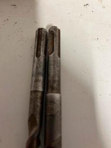 2 Lange Betonboren 10 & 12mm - 400mm beschikbaar voor biedingen