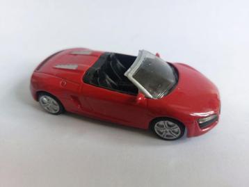 AUDI R8 Spyder rood met dichte deuren SIKU mooi en 3 inch beschikbaar voor biedingen