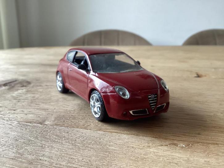 Norev Alfa Romeo MiTo (fase 1) schaal 1:43., Hobby en Vrije tijd, Modelauto's | 1:43, Zo goed als nieuw, Auto, Overige merken