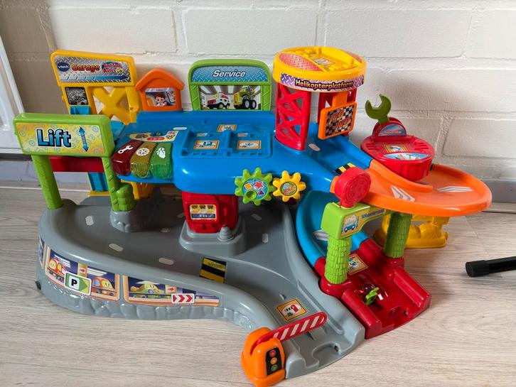 VTech Toet Toet Sets: Garage, Trein, Boerderij, Boomhut, Kinderen en Baby's, Speelgoed | Educatief en Creatief, Gebruikt, Bouwen