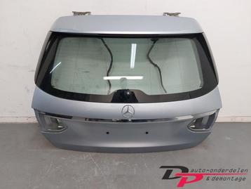Achterklep van een Mercedes C-Klasse (988) beschikbaar voor biedingen
