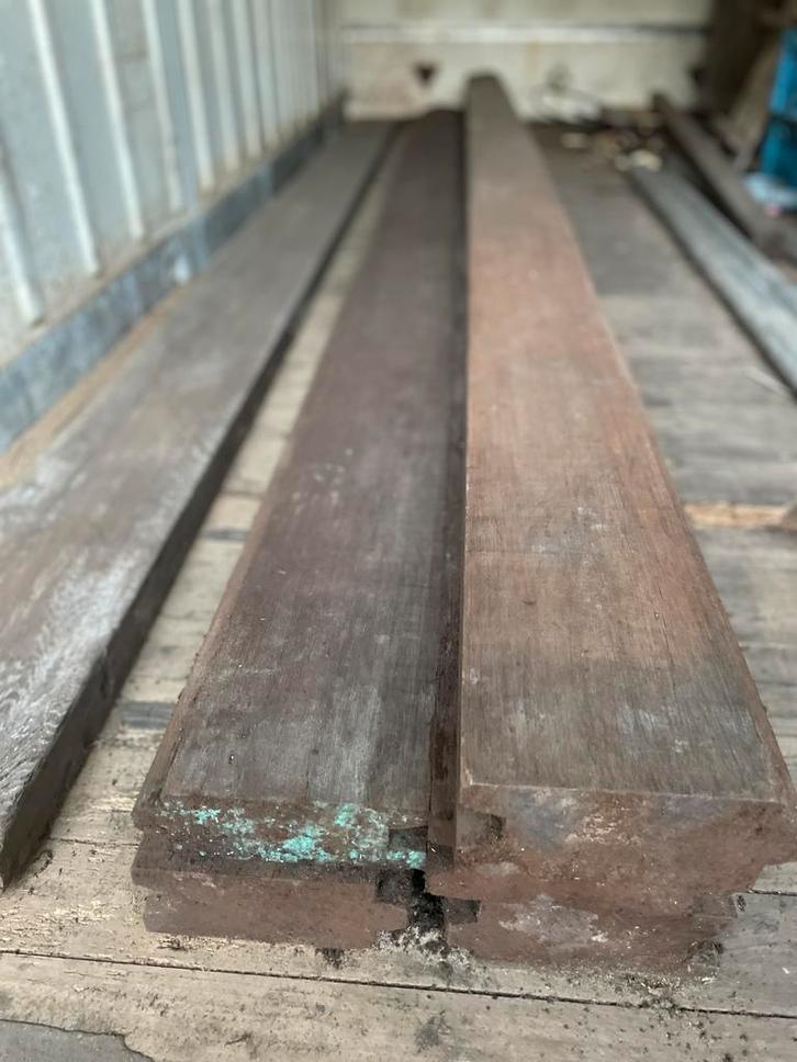 5 stuks Azobe hardhouten balken, messing en groef, Tuin en Terras, Palen, Balken en Planken, Zo goed als nieuw, Balken, 250 cm of meer