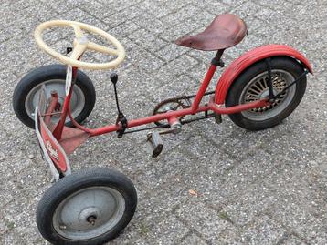 Oude trap fiets auto €100. beschikbaar voor biedingen
