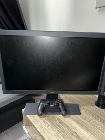 2x Benq 60hz monitoren beschikbaar voor biedingen