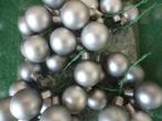 36 grijze matte glas kerstballen 30 mm op stok 12 cm, Ophalen of Verzenden, Nieuw
