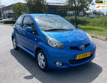 Toyota Aygo 1.0-12V Dynamic Blue, 3drs, Airco, Elektr ramen, beschikbaar voor biedingen