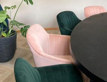 Te koop! Prachtige stoelen como groen/roze