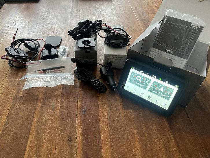 Garmin Zumo XT complete set, Motoren, Accessoires | Navigatiesystemen, Zo goed als nieuw, Ophalen of Verzenden