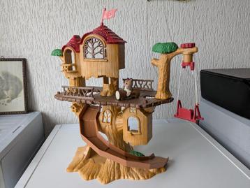 Sylvanian families boomhut met popje.🏠 beschikbaar voor biedingen