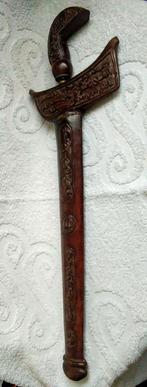 Islamitische Indonesische keris met Arabische gebeden, Ophalen