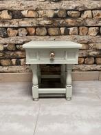 Vintage Bijzettafeltje met Lade, Huis en Inrichting, Tafels | Bijzettafels, Minder dan 55 cm, Gebruikt, Vierkant, Hout