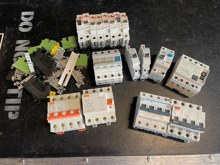 Automaten Hager ABB Siemens, Doe-het-zelf en Verbouw, Elektra en Kabels, Gebruikt, Overige typen, Ophalen of Verzenden