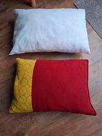 Design on stock sierkussen, Ophalen of Verzenden, Rood, Vierkant