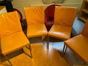 4 stuks Eetkamer stoelen beschikbaar voor biedingen