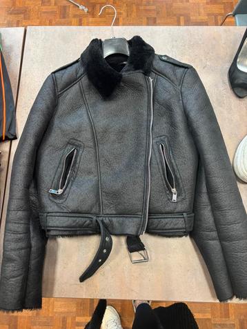 Winterjas gevoerd maat L beschikbaar voor biedingen