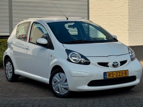 Toyota Aygo 1.0 12V VVT-I 5DRS 2009 Wit|VERKOCHT!, Auto's, Toyota, Bedrijf, Aygo, Airbags, Airconditioning, Elektrische ramen