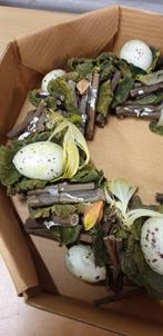 krans met eieren en hout stukjes, Diversen, Ophalen of Verzenden