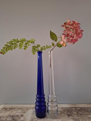 Decoratieve flesjes/ vazen beschikbaar voor biedingen