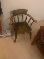 Antieke houten stoel met spijlen (captains chair), Ophalen of Verzenden