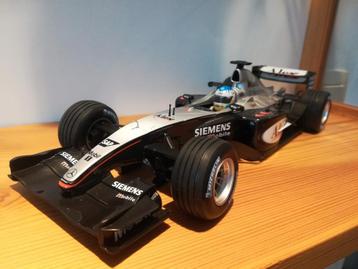 F1 McLaren - MP 4/18 - 2003 - Alex Wurz - 1:18 - Formule 1 beschikbaar voor biedingen