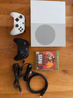 Xbox One S met 2 controllers en RDR2, Spelcomputers en Games, Games | Xbox One, Avontuur en Actie, Online, Gebruikt, Vanaf 18 jaar