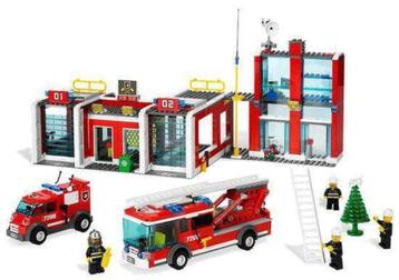 Lego City Brandweerkazerne 7208 compleet beschikbaar voor biedingen