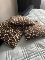 3kussens met giraf print samen, Verzenden, Zo goed als nieuw, Vierkant