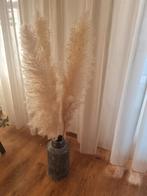 1 grijze metaal vaas vazen met 3 pampus pluimen, Overige materialen, Overige kleuren, Ophalen of Verzenden, Zo goed als nieuw