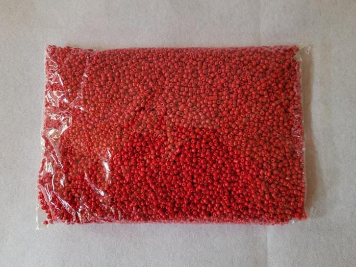 Grote zak rocailles / seed beads 2 mm – 509 gram / rood, Hobby en Vrije tijd, Kralen en Sieraden maken, Nieuw, Kraal, Ophalen of Verzenden