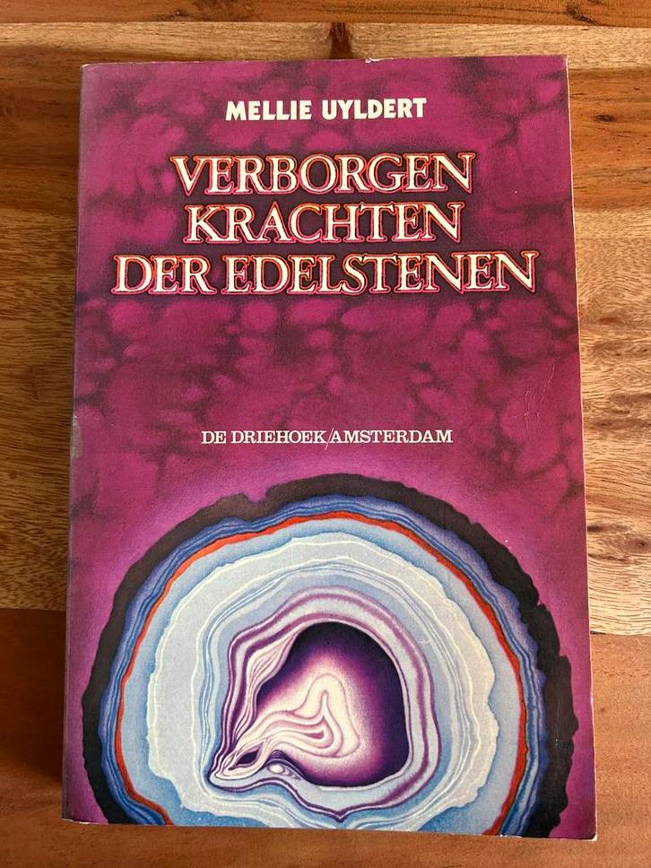Mellie Uyldert - Verborgen krachten der edelstenen, Boeken, Gezondheid, Dieet en Voeding, Zo goed als nieuw, Kruiden en Alternatief