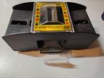 Automatische Kaartenschudder - 2 decks, Ophalen of Verzenden, Zo goed als nieuw