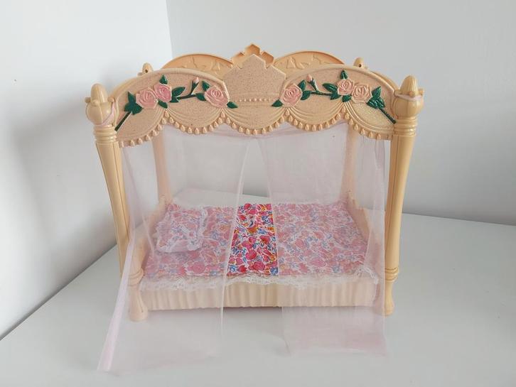 Barbie hemelbed, Kinderen en Baby's, Speelgoed | Poppen, Gebruikt, Barbie, Ophalen of Verzenden