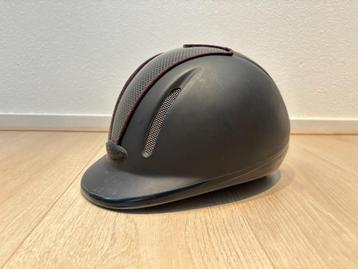 Veiligheidshelm / Paardrijcap Covalliero Carbonic VG1 S/M beschikbaar voor biedingen