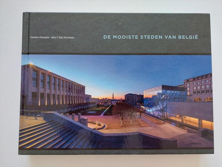 Gunter Hauspie - De mooiste steden van België, Boeken, Reisgidsen, Zo goed als nieuw, Fiets- of Wandelgids, Benelux, Overige merken