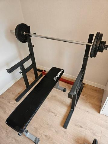Benchpress Bankdruk met 40kg aan gewichten beschikbaar voor biedingen