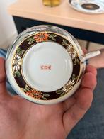 Japans kop-en-schotelsetje – handbeschilderd porselein –, Antiek en Kunst, Antiek | Servies compleet, Ophalen of Verzenden