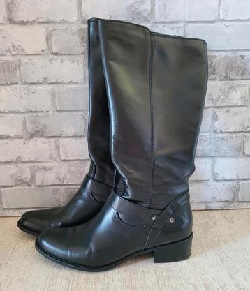 Tamaris laarzen. Maat 40. beschikbaar voor biedingen