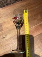 Elegant Kristallen Glas met Decoratie, Huis en Inrichting, Overige kleuren, Ophalen of Verzenden, Minder dan 50 cm, Glas