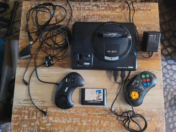 Sega Mega Drive met 2 controllers en games beschikbaar voor biedingen