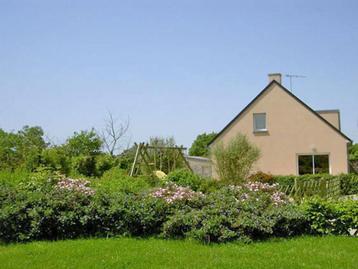 Normandië, 5 pers. huis, 9 km van strand, vrij in jul-aug! beschikbaar voor biedingen
