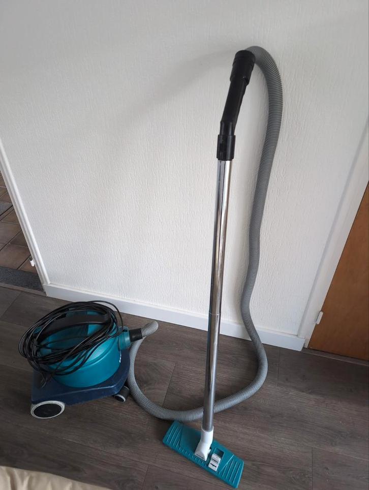 Wetrok Stofzuiger - Nieuwe Onderdelen!, Witgoed en Apparatuur, Stofzuigers, Gebruikt, Stofzuiger, Ophalen