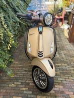 Vespa Primavera champagne kleur Edition - 2020, Fietsen en Brommers, Scooters | Vespa, Ophalen, Overige modellen, Maximaal 45 km/u