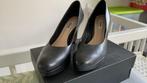 Weinig gedragen zwarte pumps van Clarks maat 41, Ophalen, Gedragen, Zwart